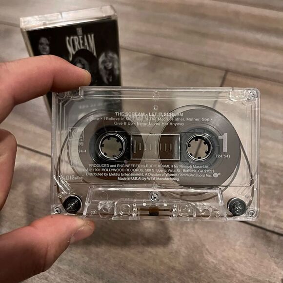 THE SCREAM - LET IT SCREAM / Vintage Cassette‎ Tape / 1991 Motley Crue - Picture 3 of 5